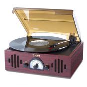 Виниловый проигрыватель ION Audio TRIO LP с радио имеет стильный корпус, выполнен в форме чемодана.
